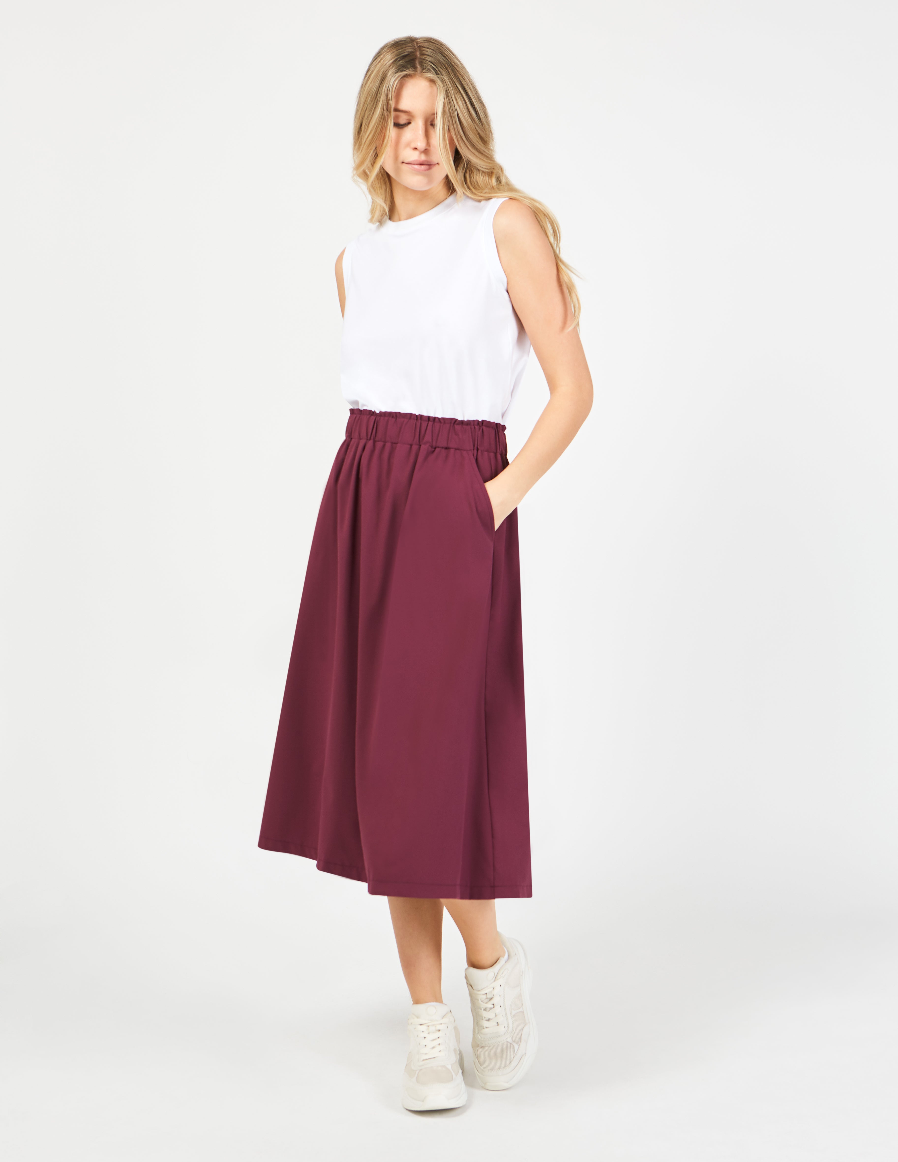 SURREY SKIRT