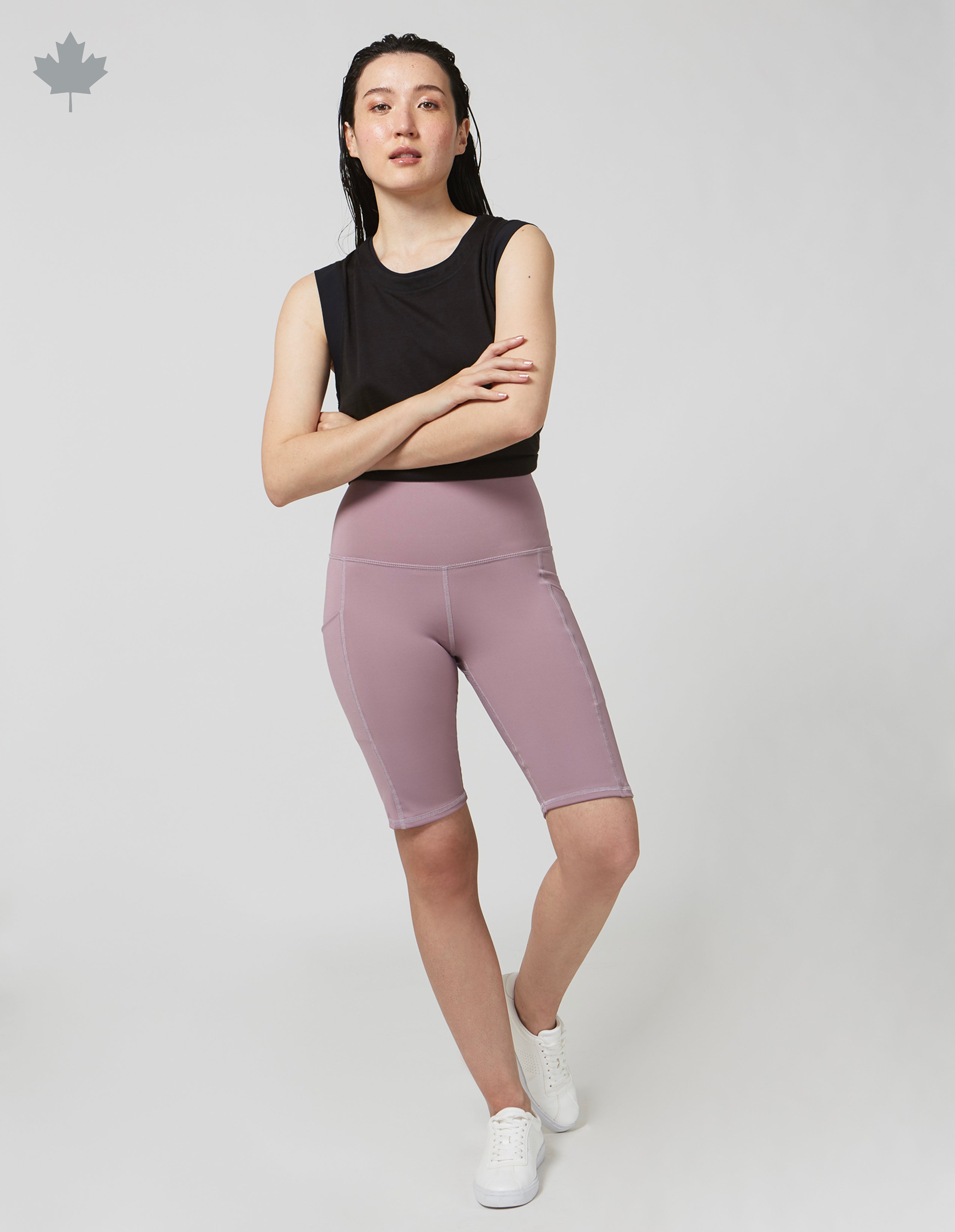 FLOWER 10 POCKETS SHORT LEGGINGS（WOMEN） FLOWER 10 POCKETS SHORT LEGGINGS (WOMEN)