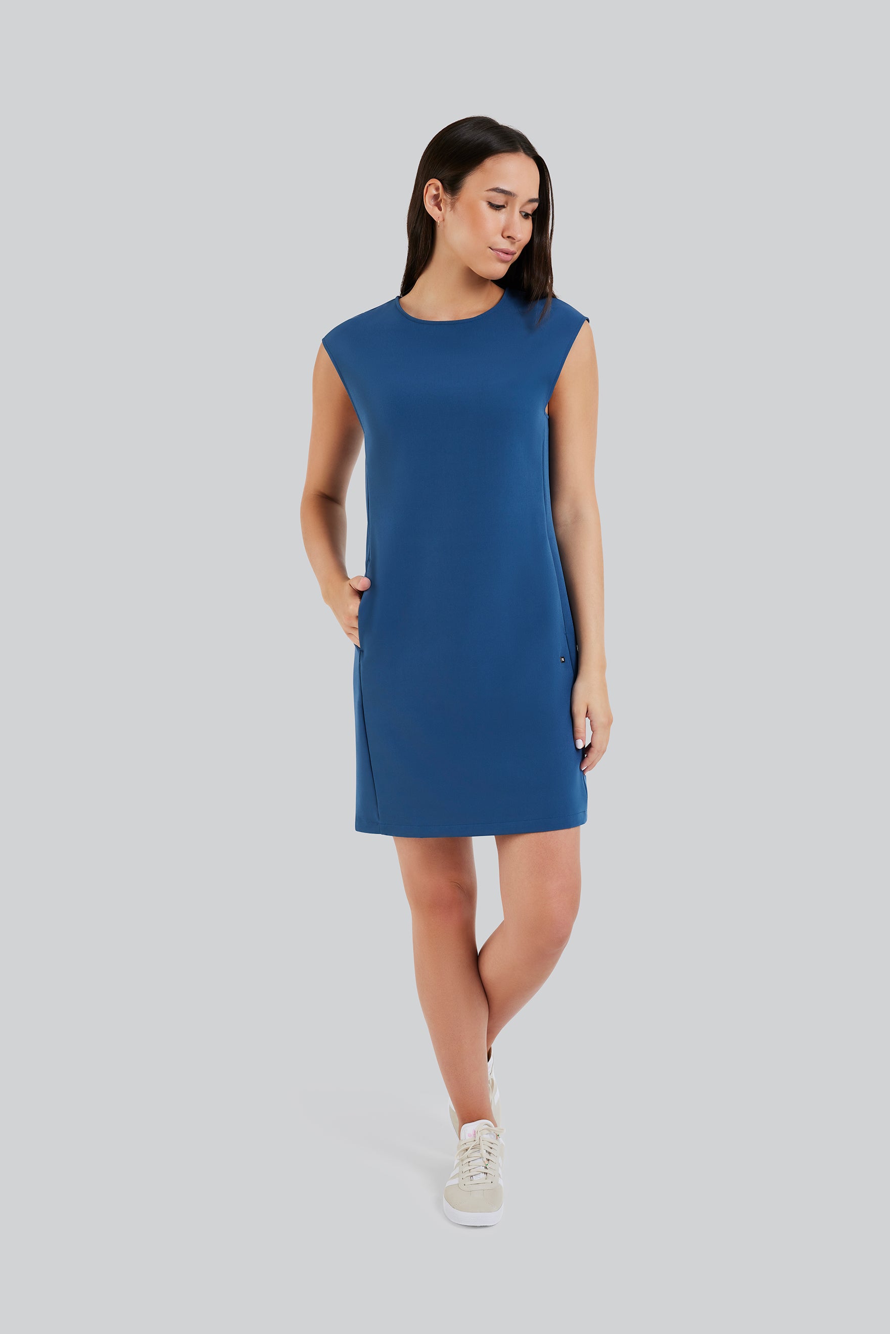 COLMA SLEEVELESS DRESS