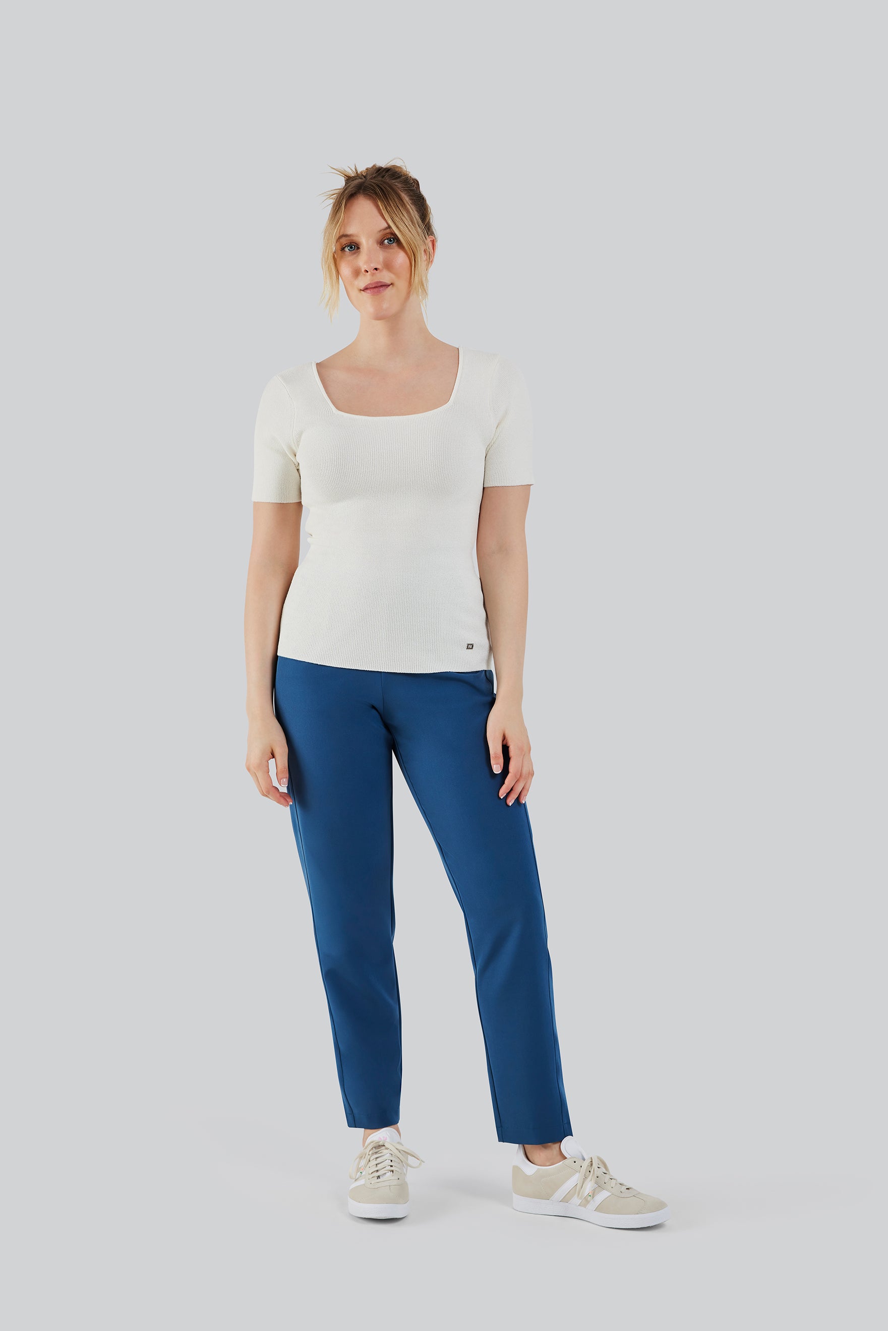 MENIO SHORT SLEEVE TOP