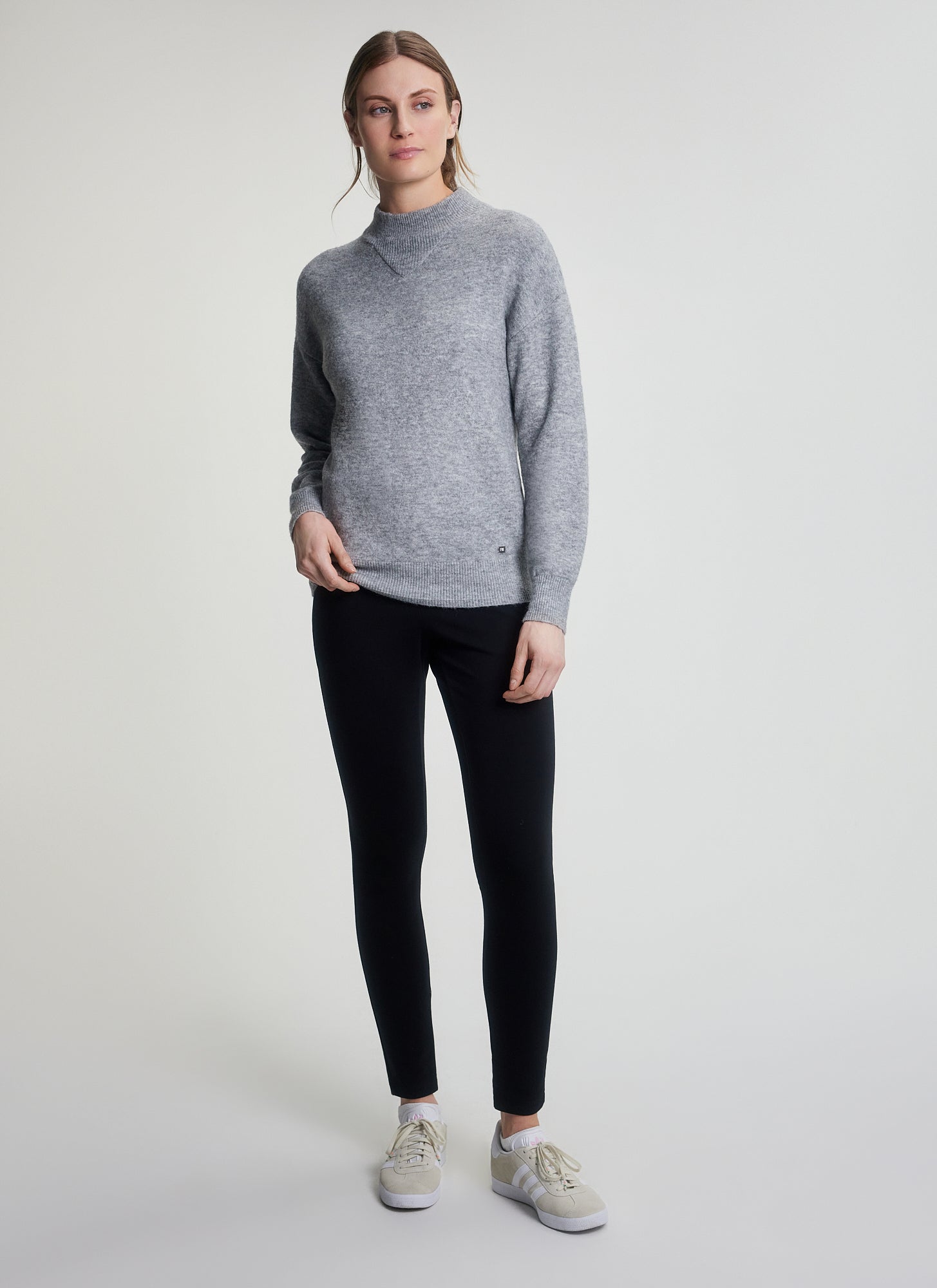 ANVIK HIGH NECK SWEATER