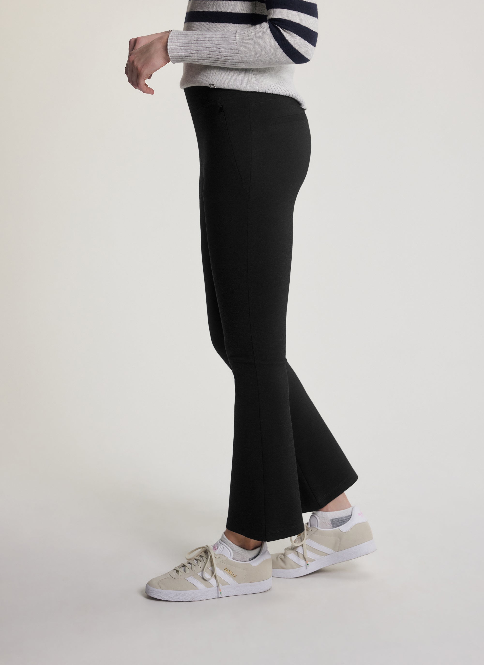 PANTALON FLARE DERBY