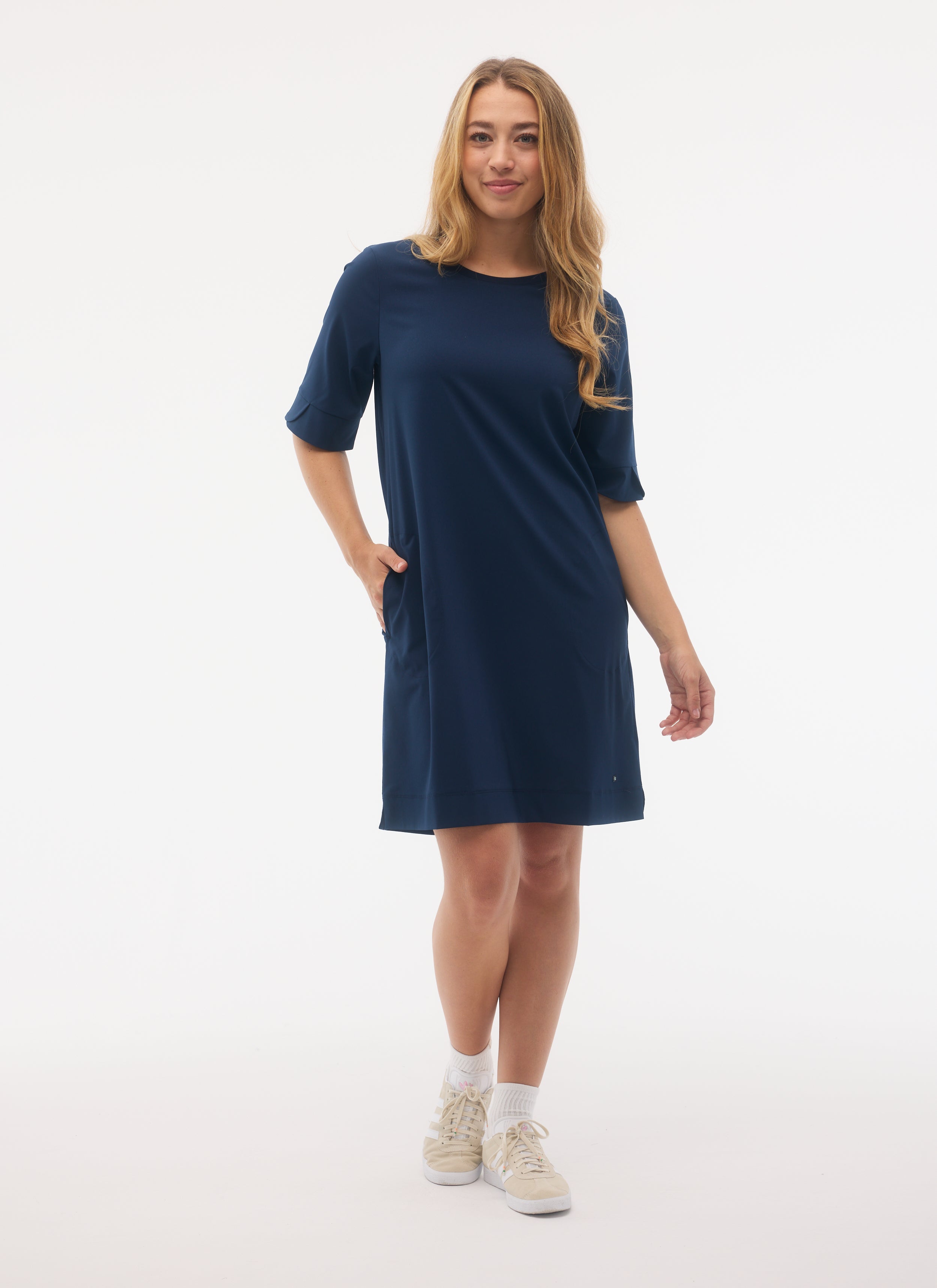Robe midi en jean Revers en bleu indigo Very Cherry Robe midi en jean Revers en bleu indigo Very Cherry