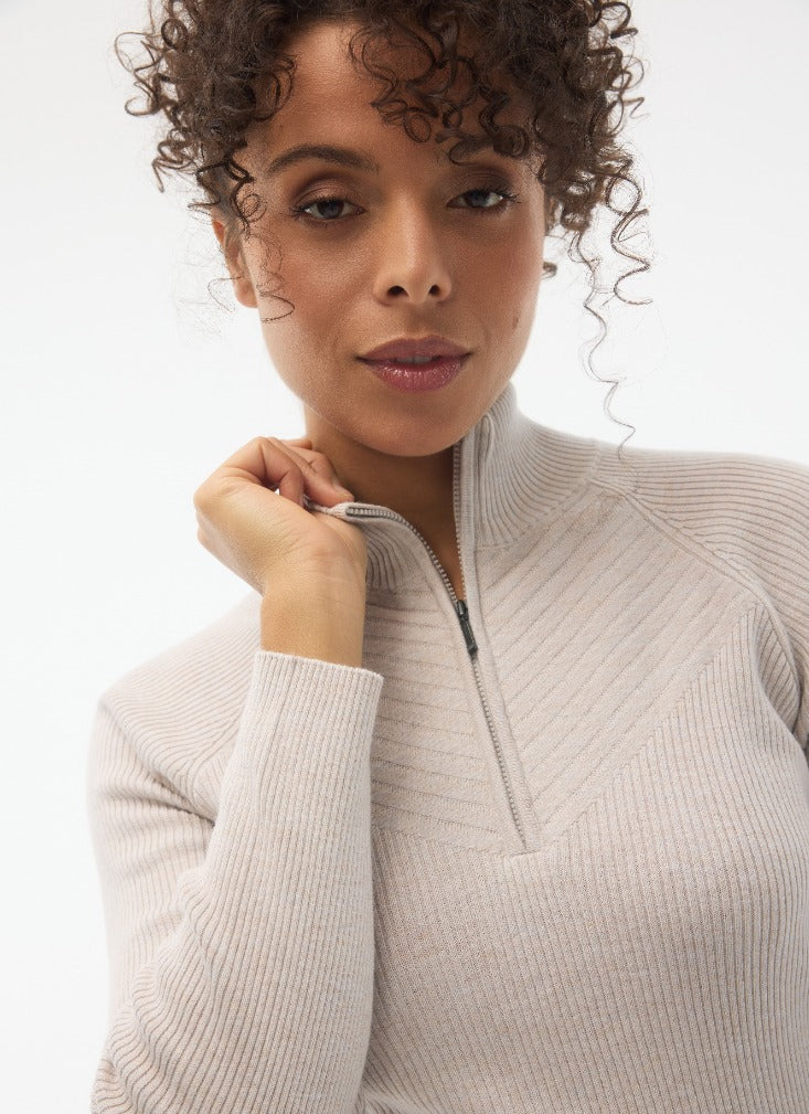 ASTRA 1/2 Zip Fitted Sweater