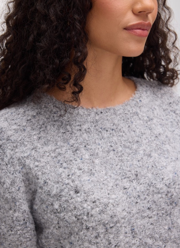 TANDA Sweater