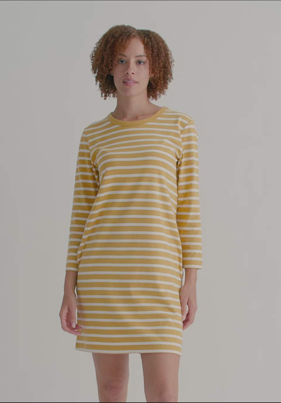 Load video: NEWPORT 3/4 SLEEVES DRESS