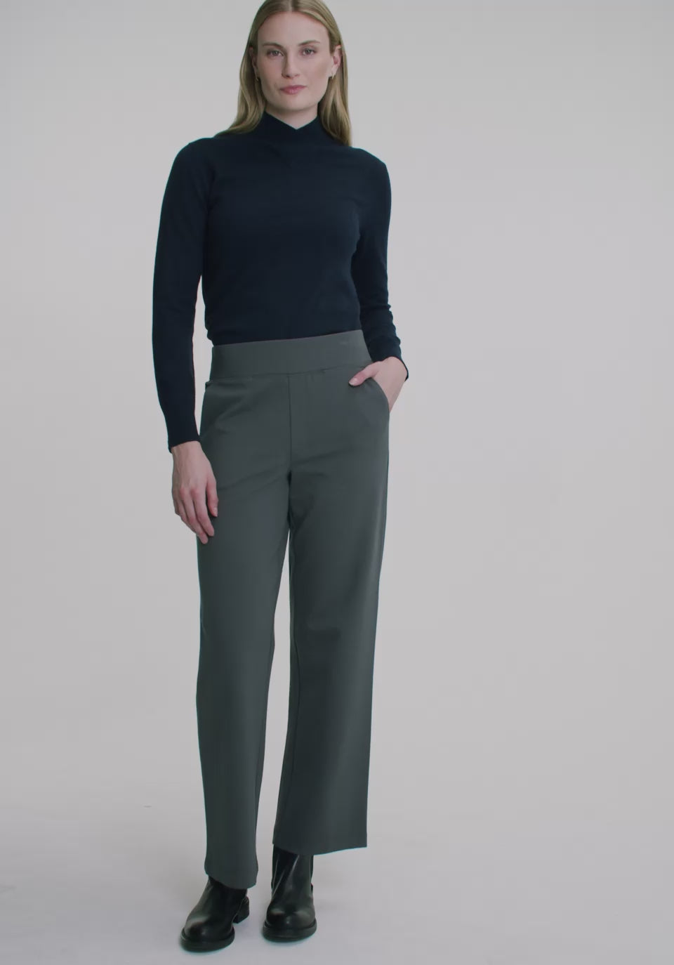 Charger la vidéo : Pantalon Kilburn 2.0  – vue modèle en mouvement, FIG Clothing