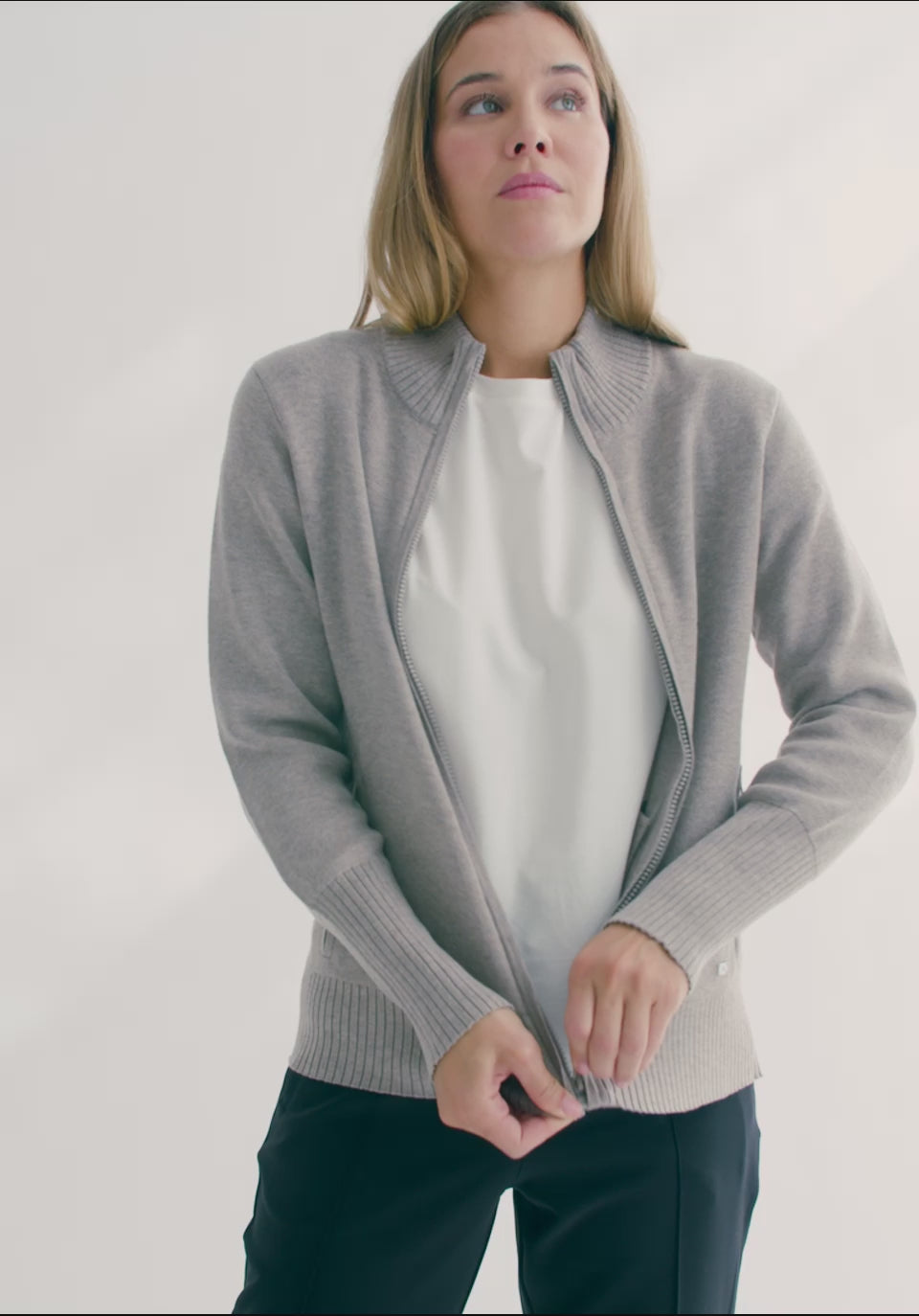 Load video: ZURICH 2.0 CARDIGAN