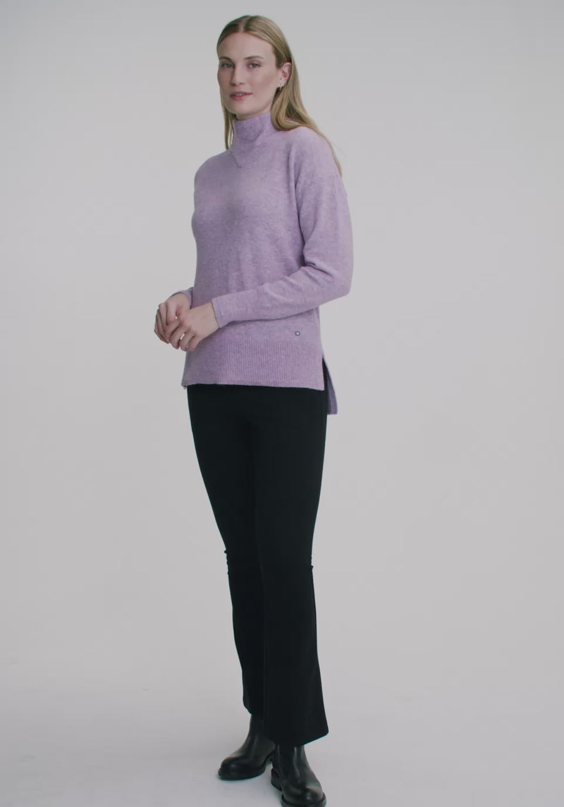 Chandail Anaya  – vue modèle en mouvement, FIG Clothing